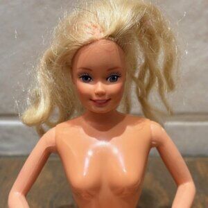 Vintage Barbie Body 1966 Philippines Twist & Turn Violet/purple Eyes 1978-1988 3